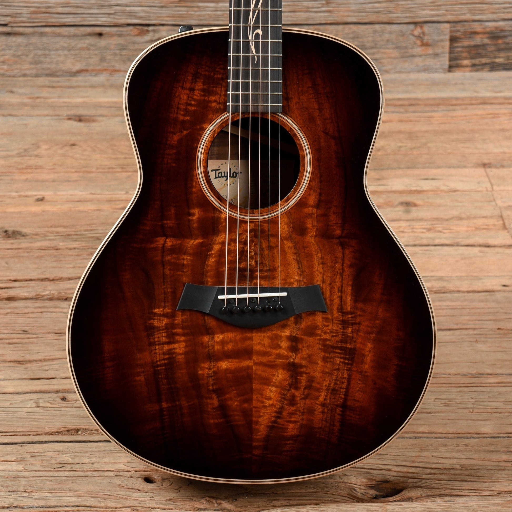 Taylor GT K21e Grand Theater Hawaiian Koa Shaded Edgeburst ES2 Acoustic Guitars / OM and Auditorium