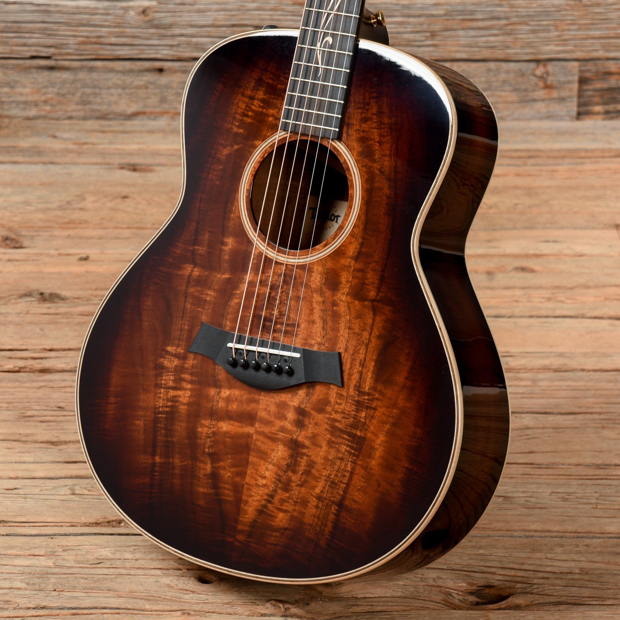 Taylor GT K21e Grand Theater Hawaiian Koa Shaded Edgeburst ES2 Acoustic Guitars / OM and Auditorium
