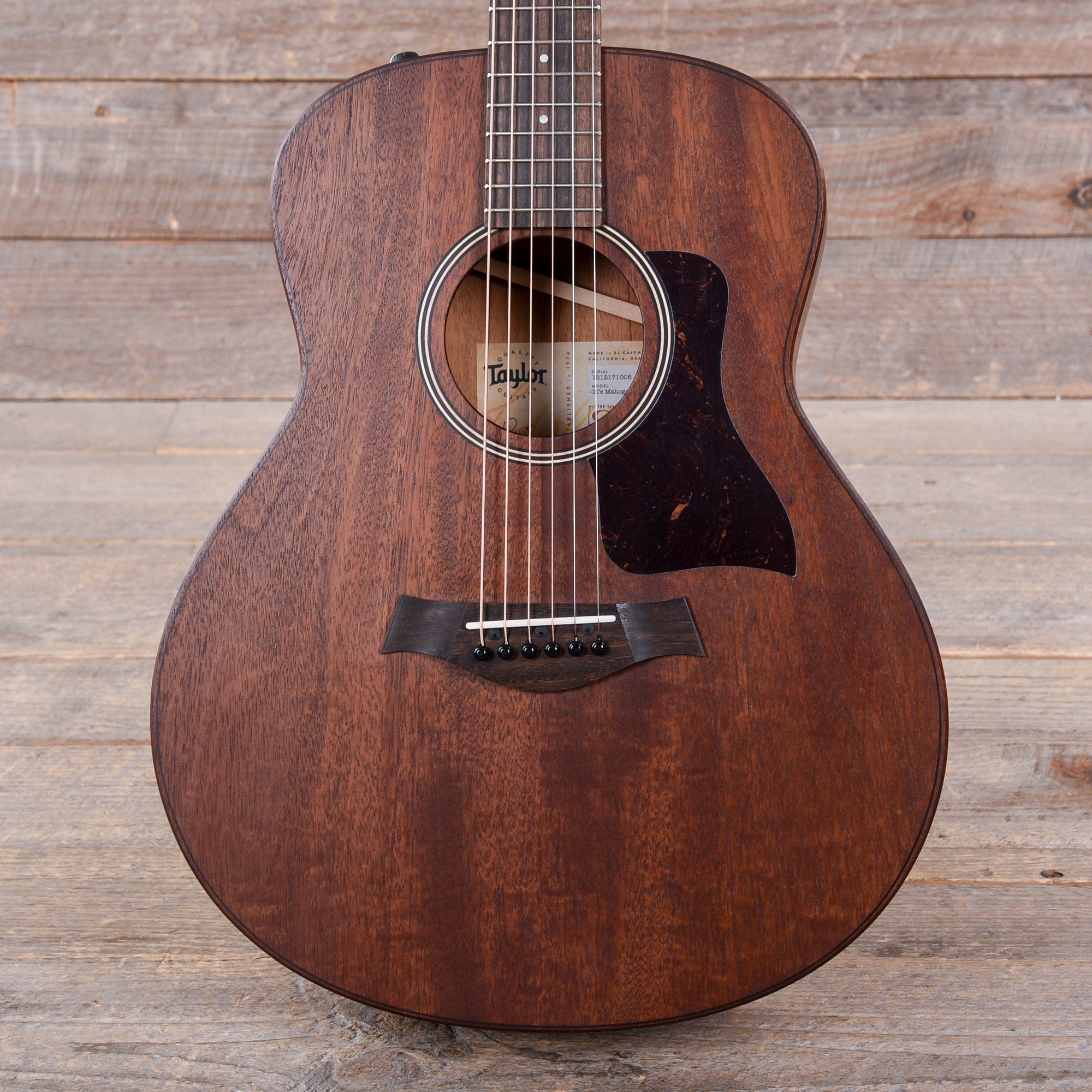 Taylor GTe Mahogany Natural ES2 Acoustic Guitars / OM and Auditorium