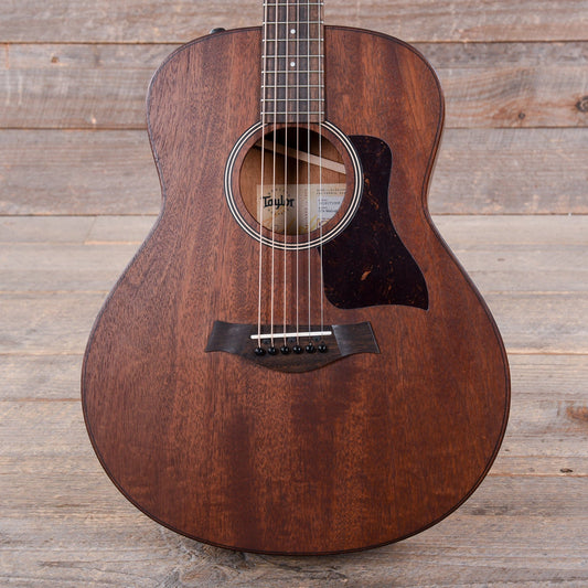 Taylor GTe Mahogany Natural ES2 Acoustic Guitars / OM and Auditorium
