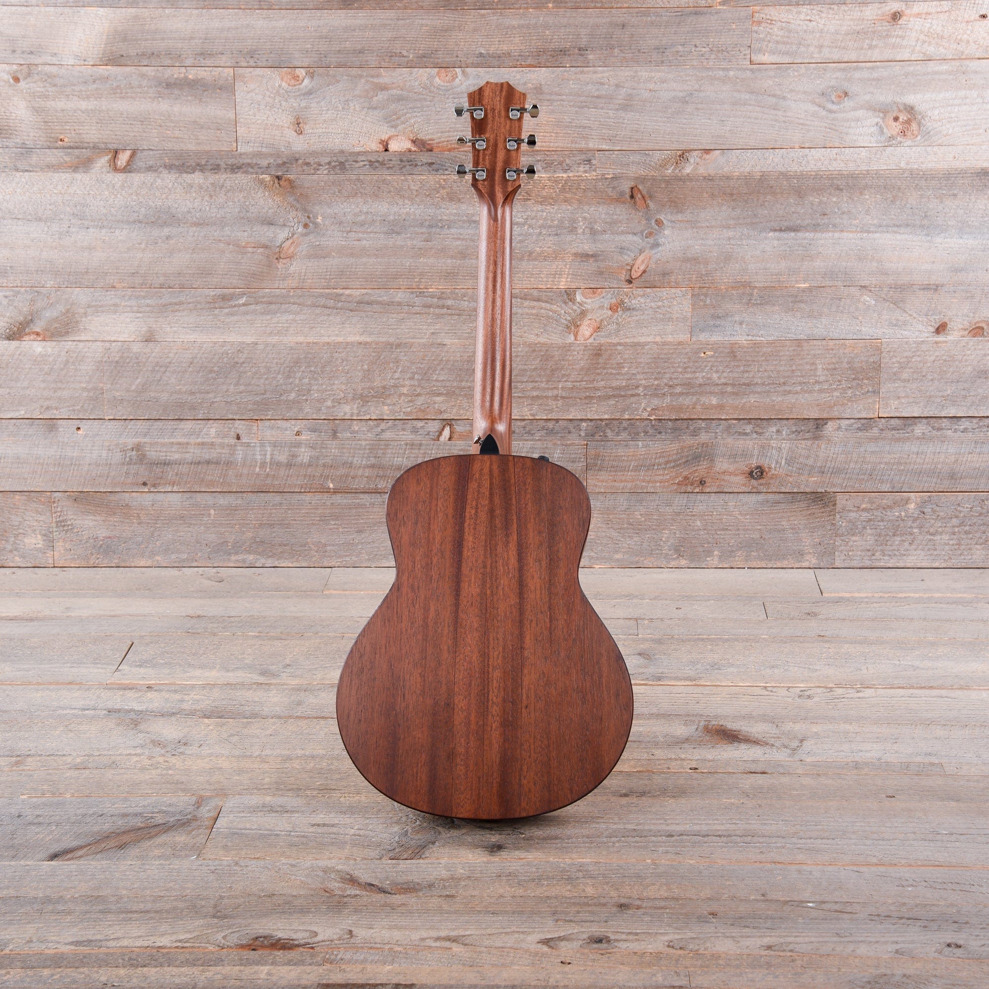 Taylor GTe Mahogany Natural ES2 Acoustic Guitars / OM and Auditorium