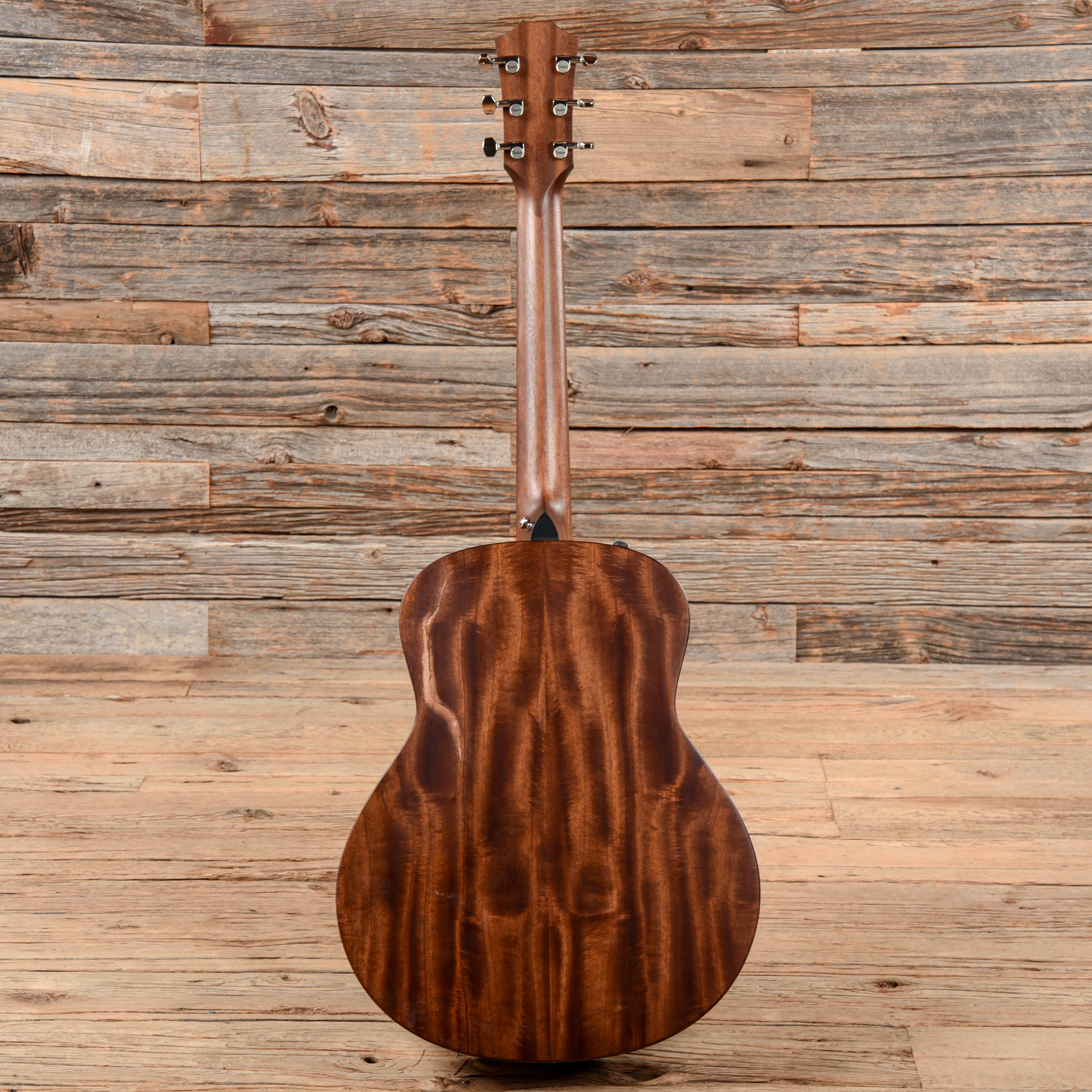 Taylor GTe Mahogany Natural ES2 Acoustic Guitars / OM and Auditorium