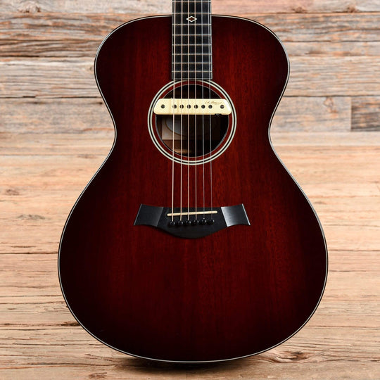 Taylor M-522 Sunburst 2013 Acoustic Guitars / OM and Auditorium