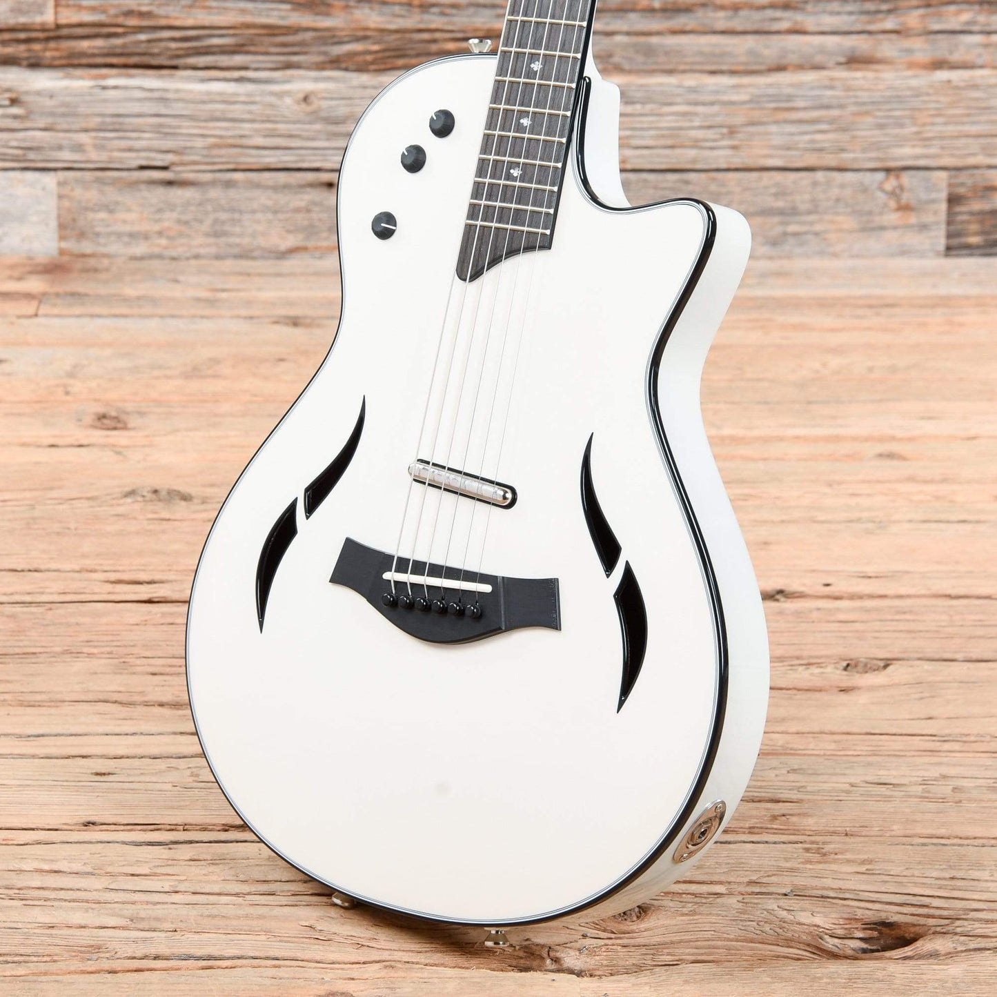 Taylor T5Z Standard White Electric Guitars / Hollow Body