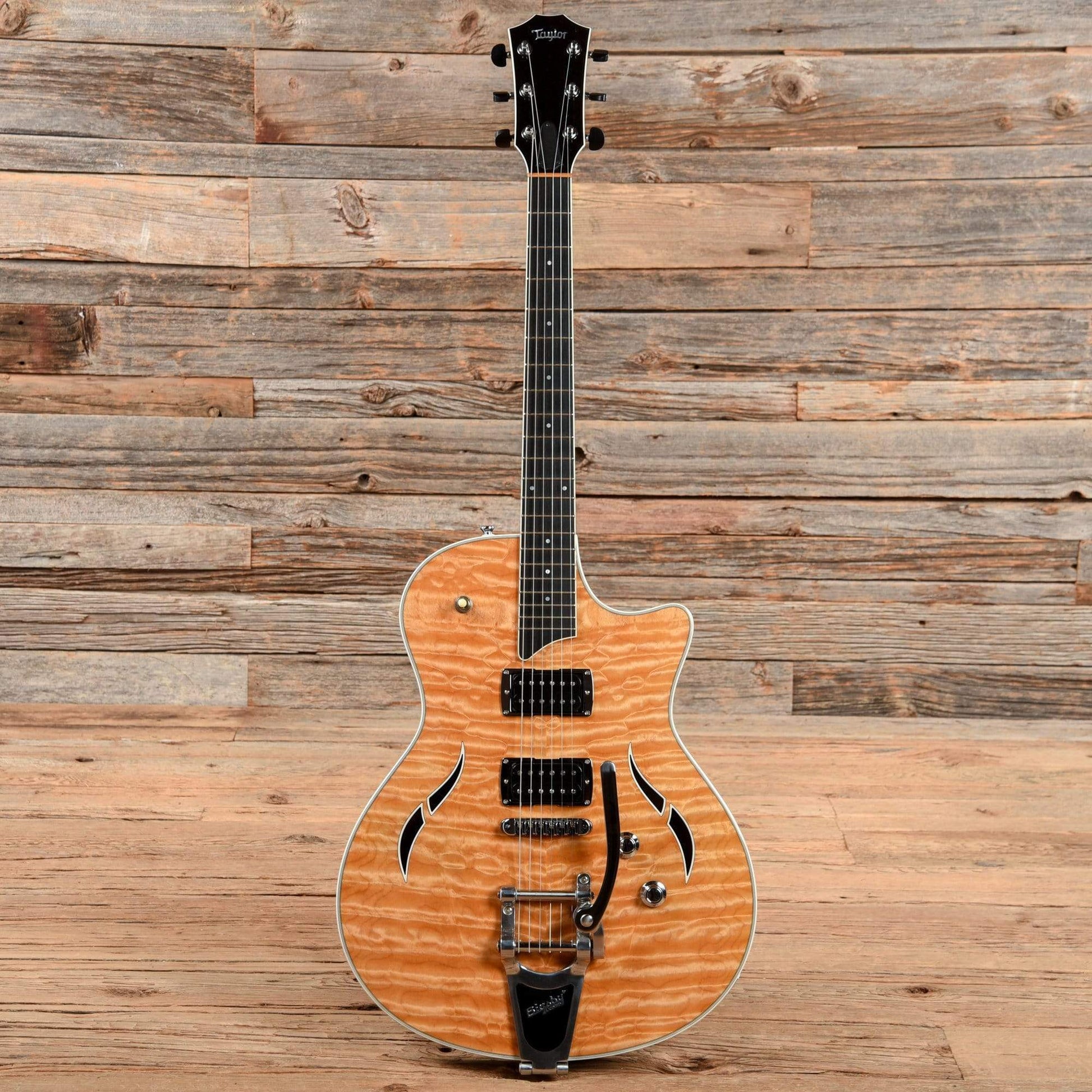 Taylor T3/B Natural 2009 Electric Guitars / Semi-Hollow