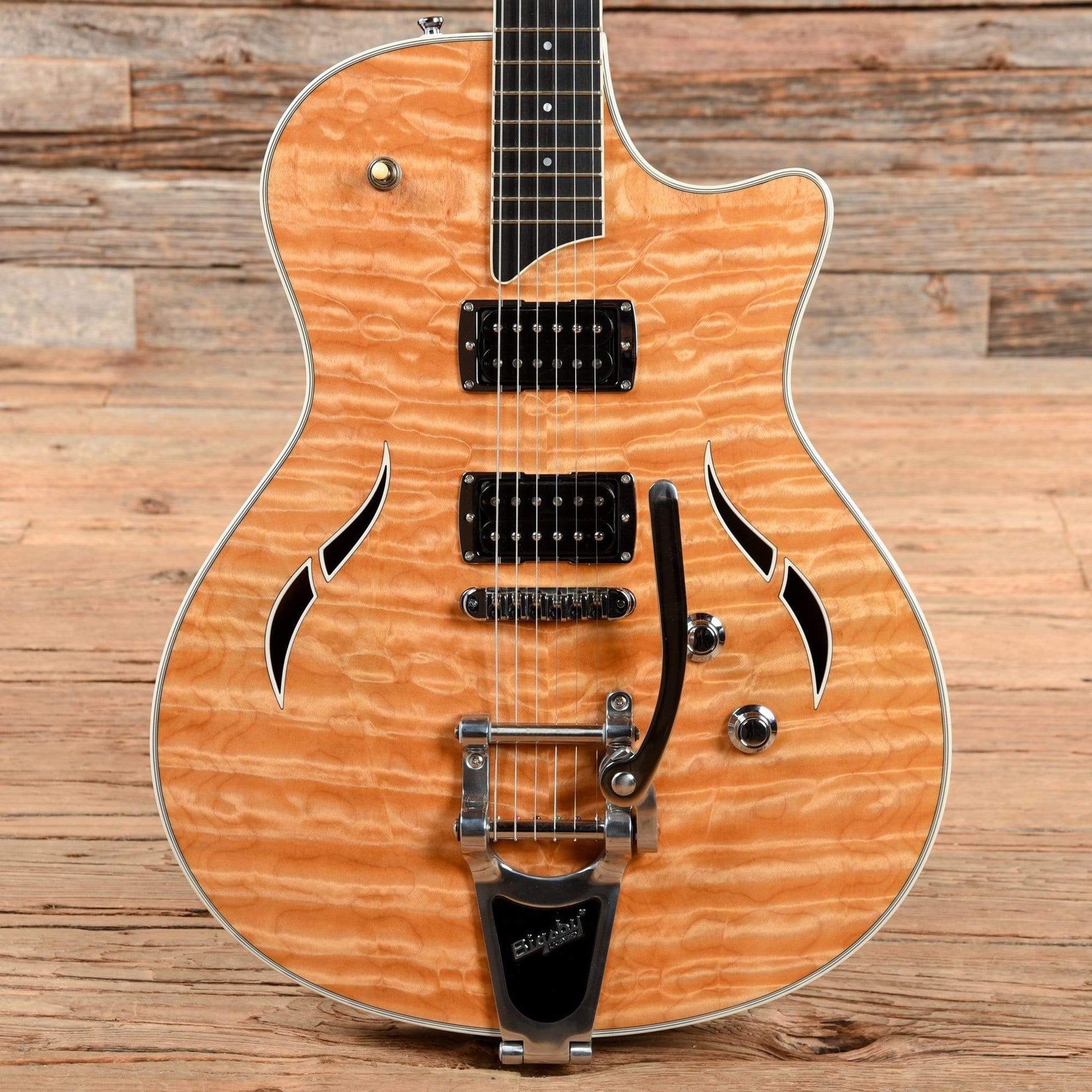 Taylor T3/B Natural 2009 Electric Guitars / Semi-Hollow