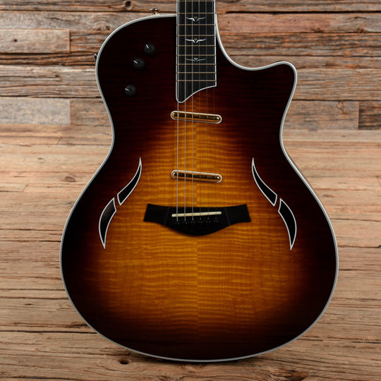 Taylor T5-C1 Flamed Sunburst 2006 Electric Guitars / Semi-Hollow