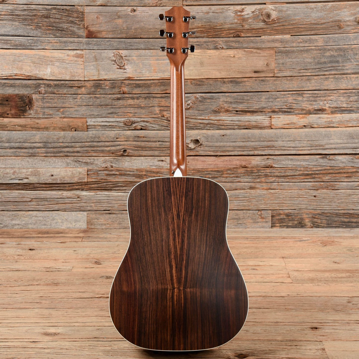 Taylor 210e w/ ES-T Electronics Natural 2010