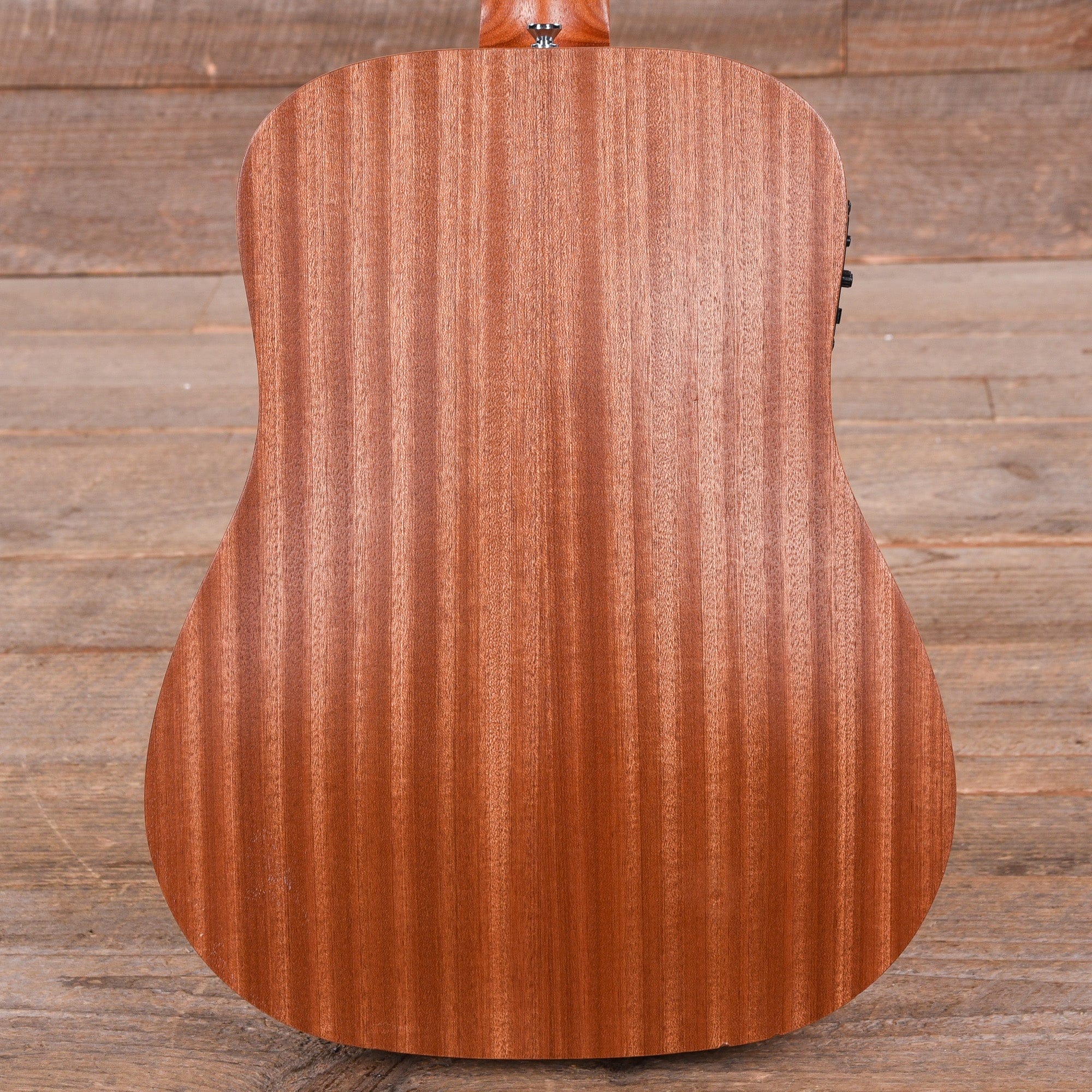 Taylor BT2e Baby Mahogany w/Electronics