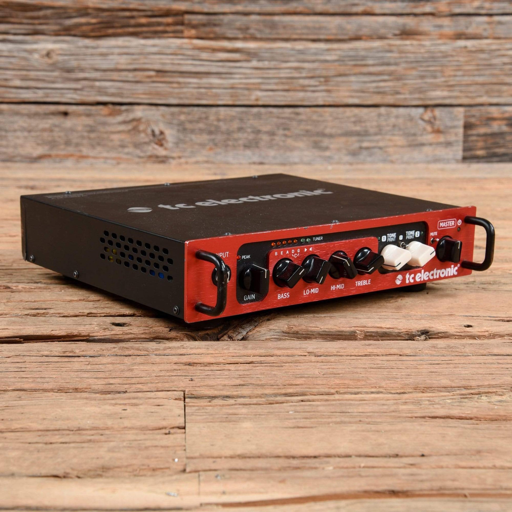 TC Electronic BH800 Bass Head Amps / Bass Heads