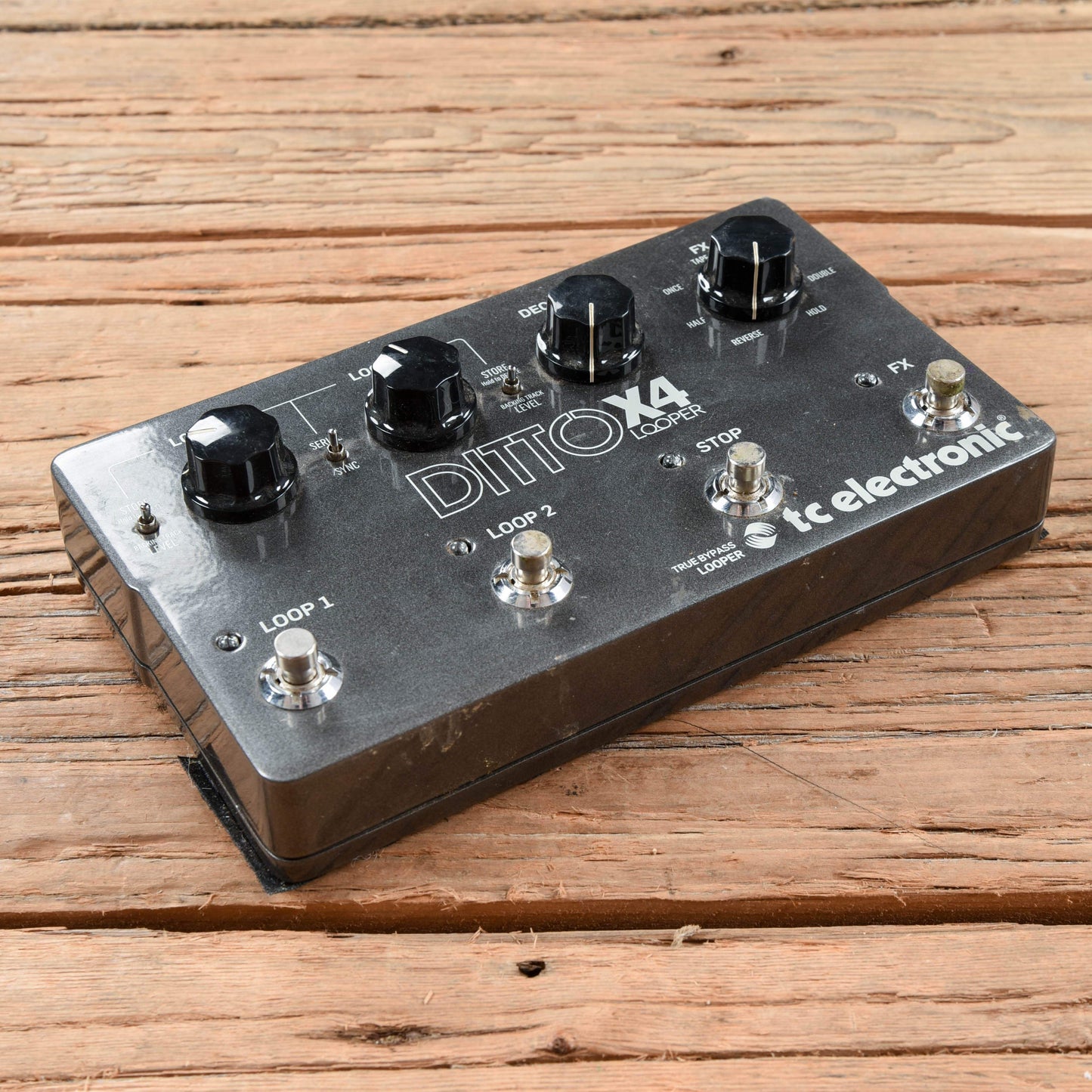 TC Electronic Ditto X4 Effects and Pedals / Loop Pedals and Samplers