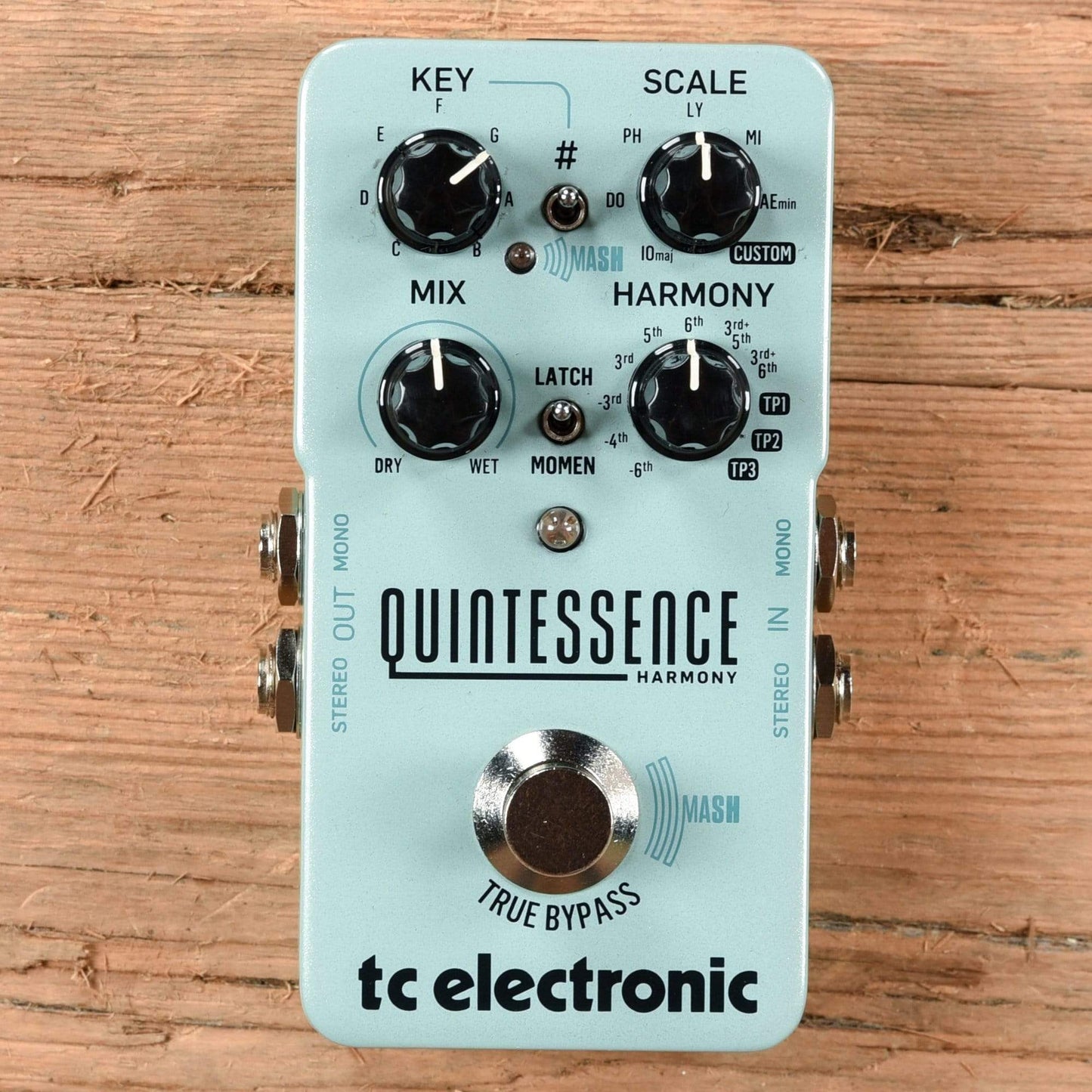 TC Electronic Quintessence Harmonizer Effects and Pedals / Octave and Pitch