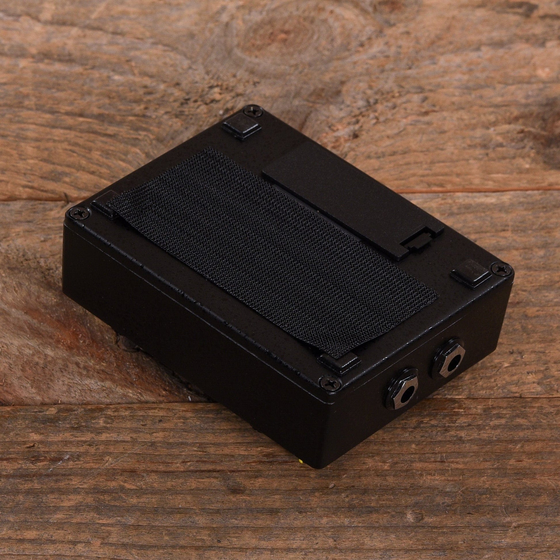 Tech 21 SansAmp Bass Driver DI v2 Effects and Pedals / Amp Modeling