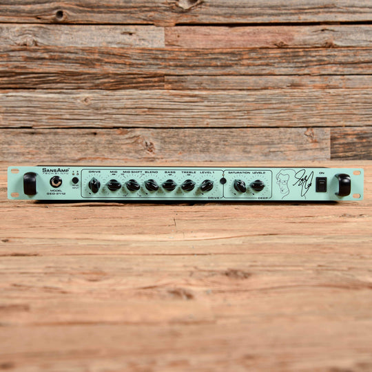 Tech 21 GED-2112 Geddy Lee SansAmp Rackmount Bass Preamp with Effects Loop Effects and Pedals / Bass Pedals