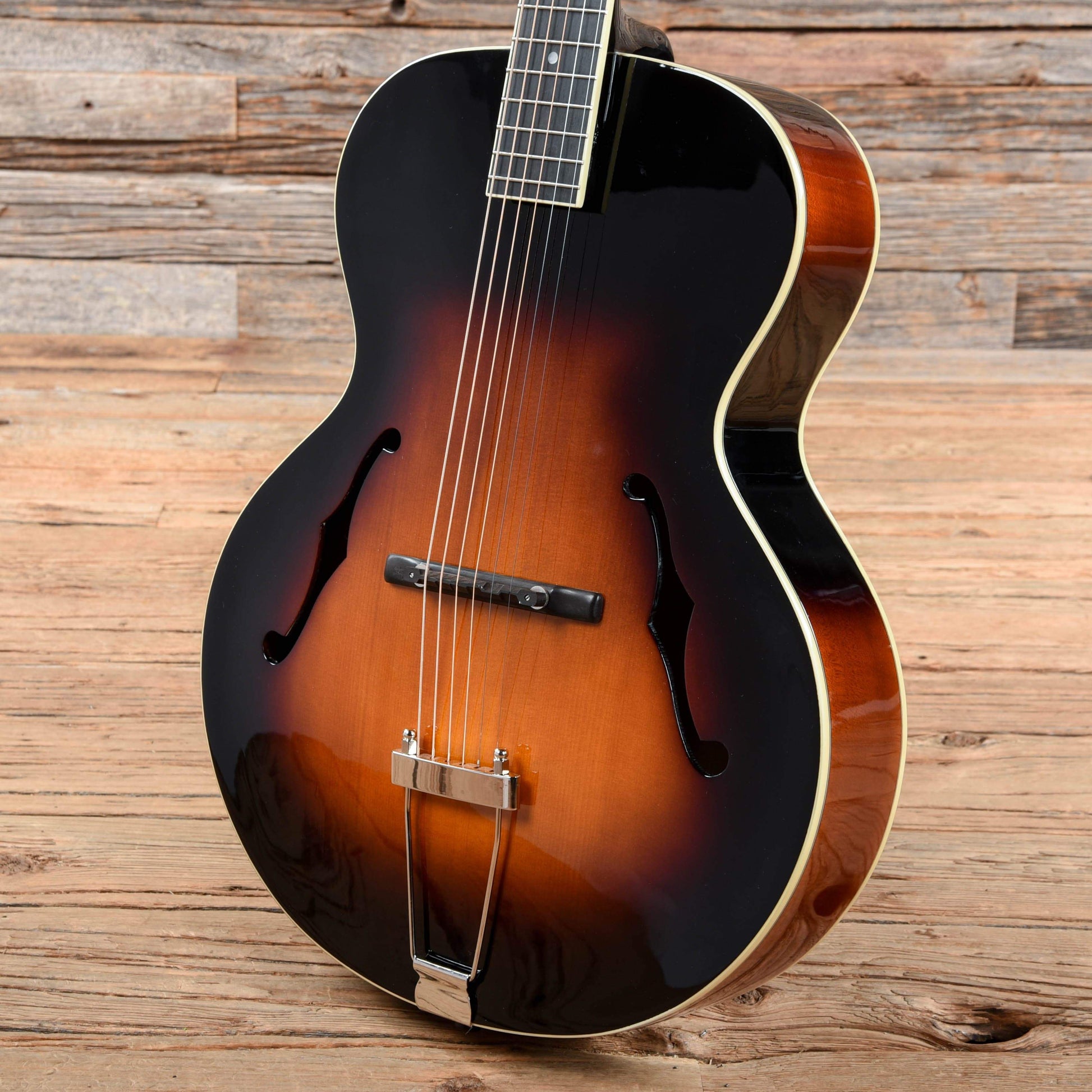 The Loar LH-700-VS Vintage Sunburst 2018 Acoustic Guitars / Dreadnought