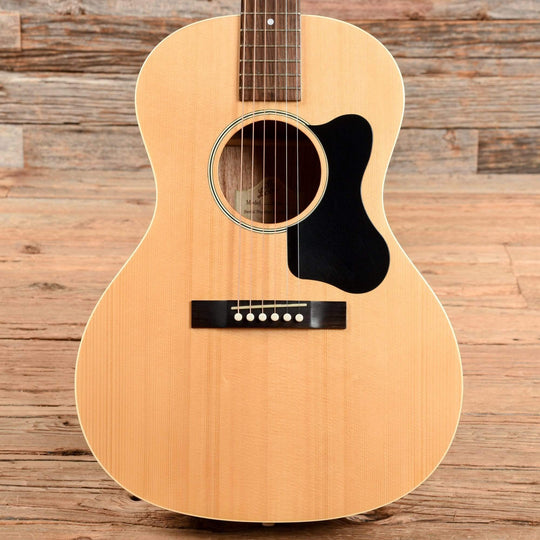 The Loar LO-16 Parlor Natural Acoustic Guitars / Parlor