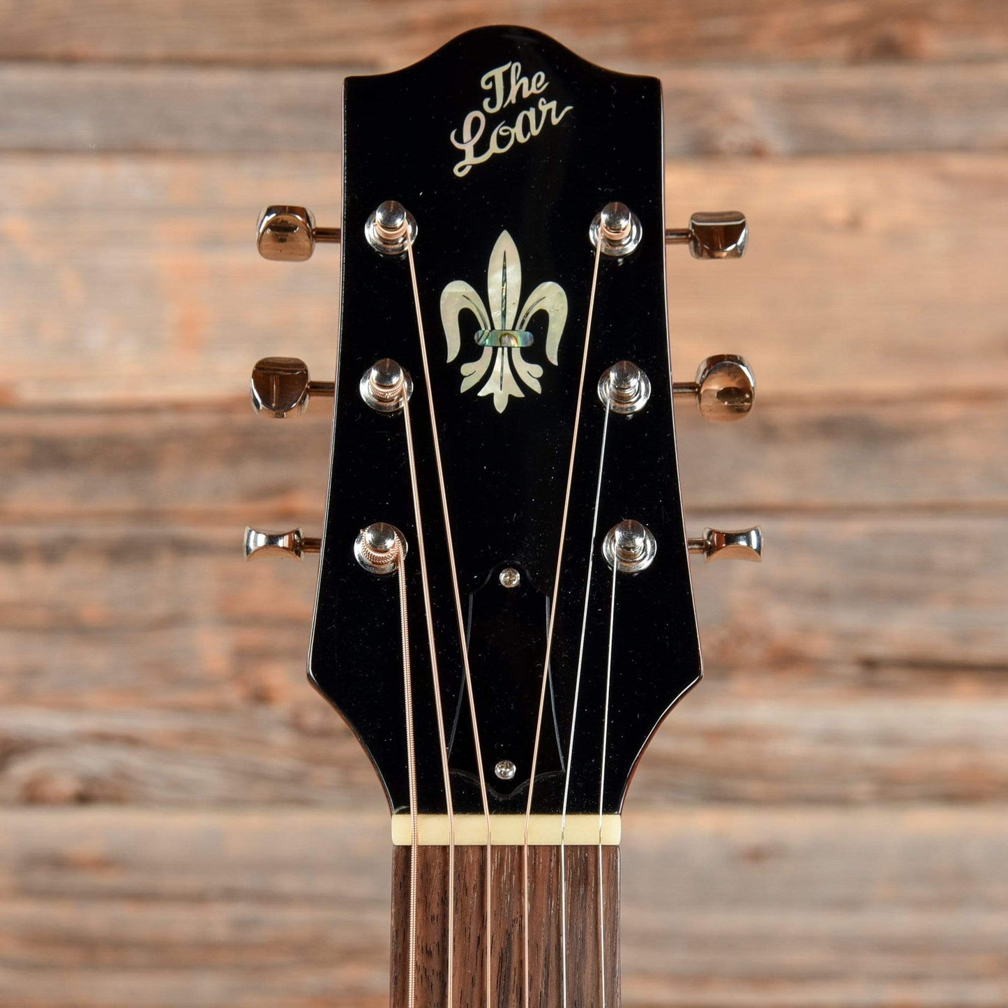 The Loar LO-16 Parlor Natural Acoustic Guitars / Parlor