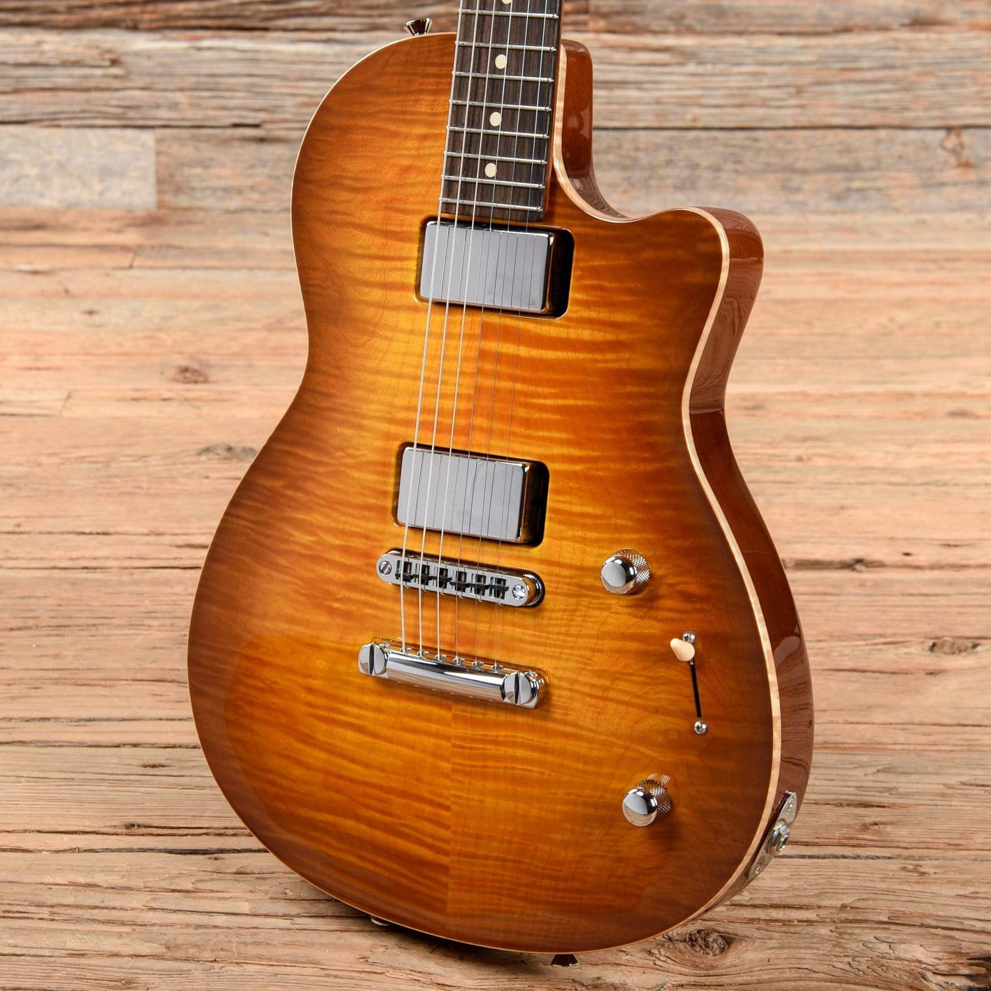 Tom Anderson Atom CT Sunburst 2008 Electric Guitars / Semi-Hollow