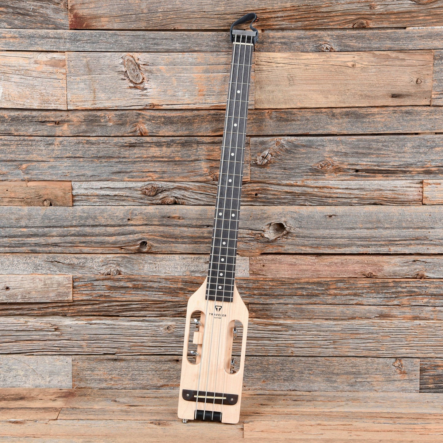 Traveler ULB-NAT Ultra-Light Bass Natural Bass Guitars / Short Scale