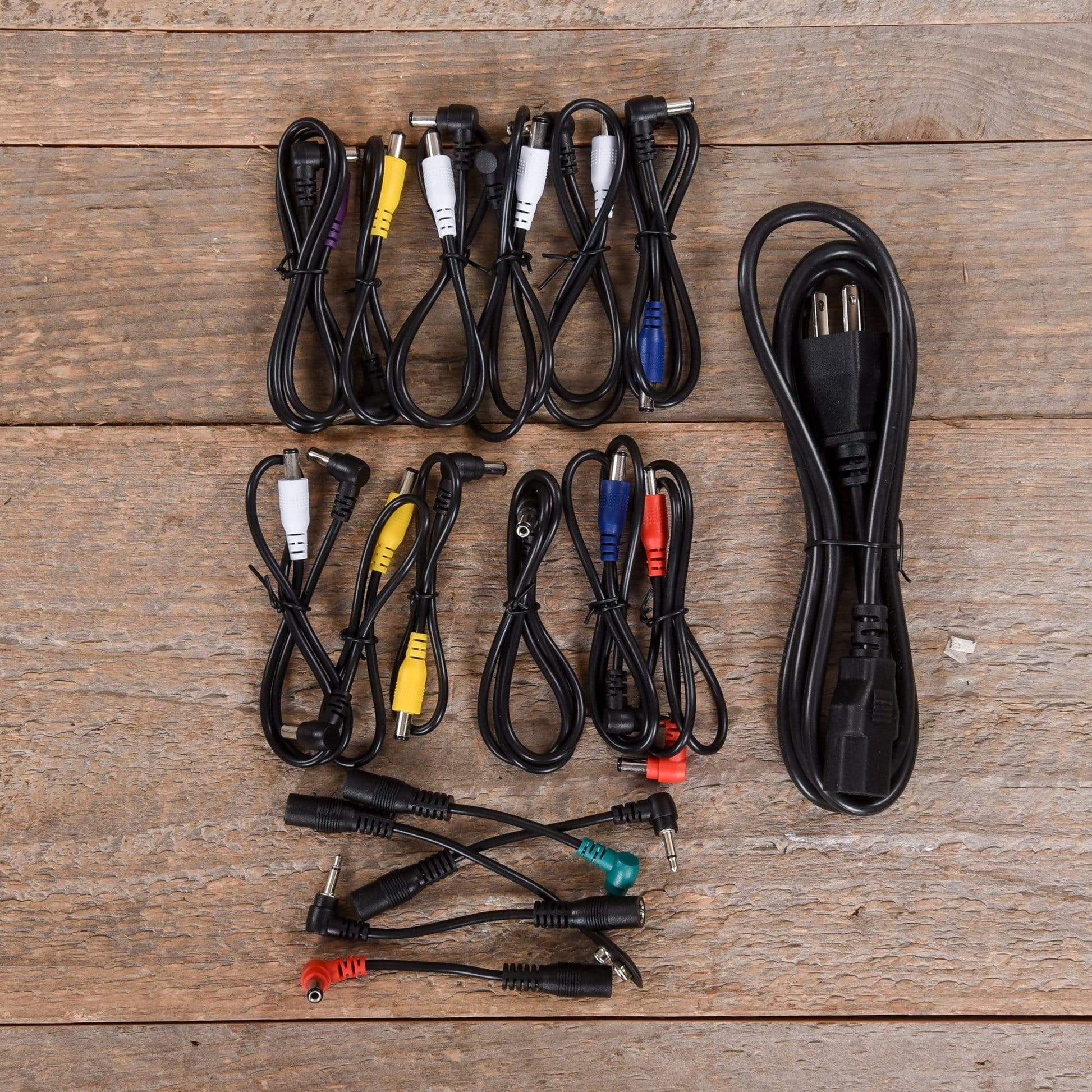 Truetone 1 Spot Pro CS12 Power Supply Effects and Pedals / Pedalboards and Power Supplies