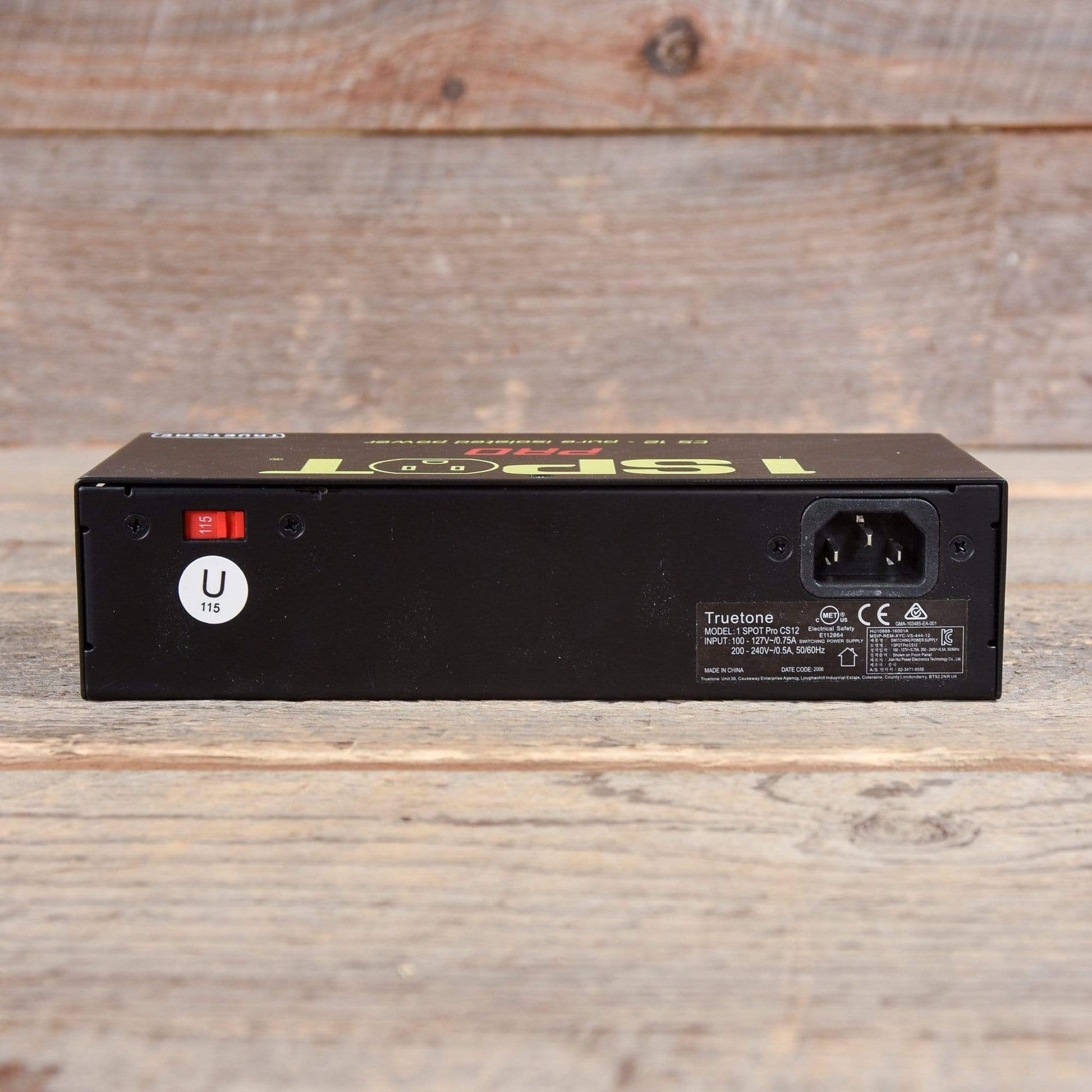 Truetone 1 Spot Pro CS12 Power Supply Effects and Pedals / Pedalboards and Power Supplies