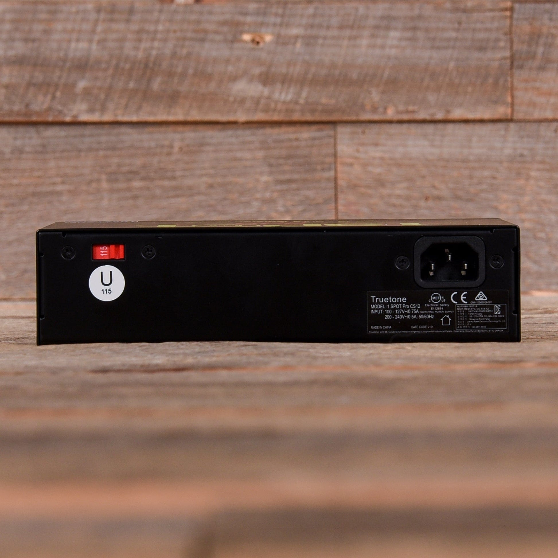 Truetone 1 Spot Pro CS12 Power Supply Effects and Pedals / Pedalboards and Power Supplies