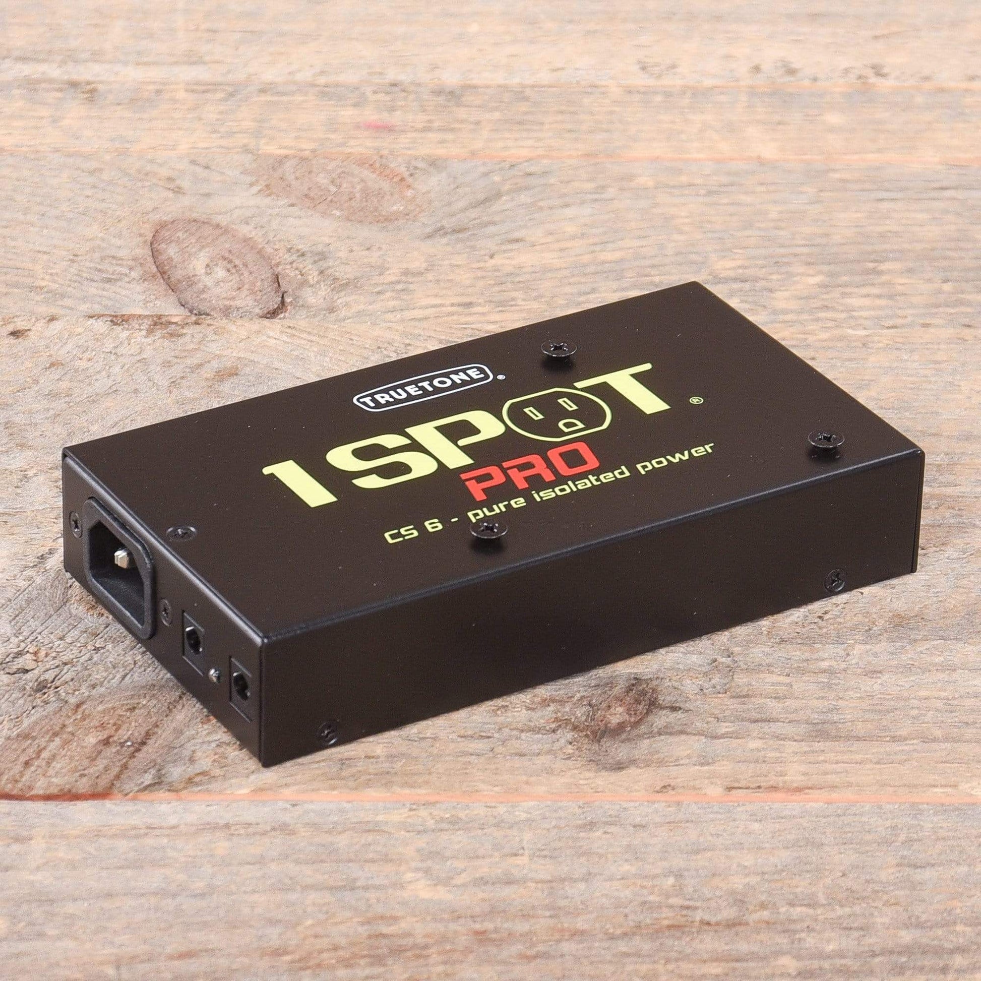Truetone 1 SPOT Pro CS6 Power Supply Effects and Pedals / Pedalboards and Power Supplies