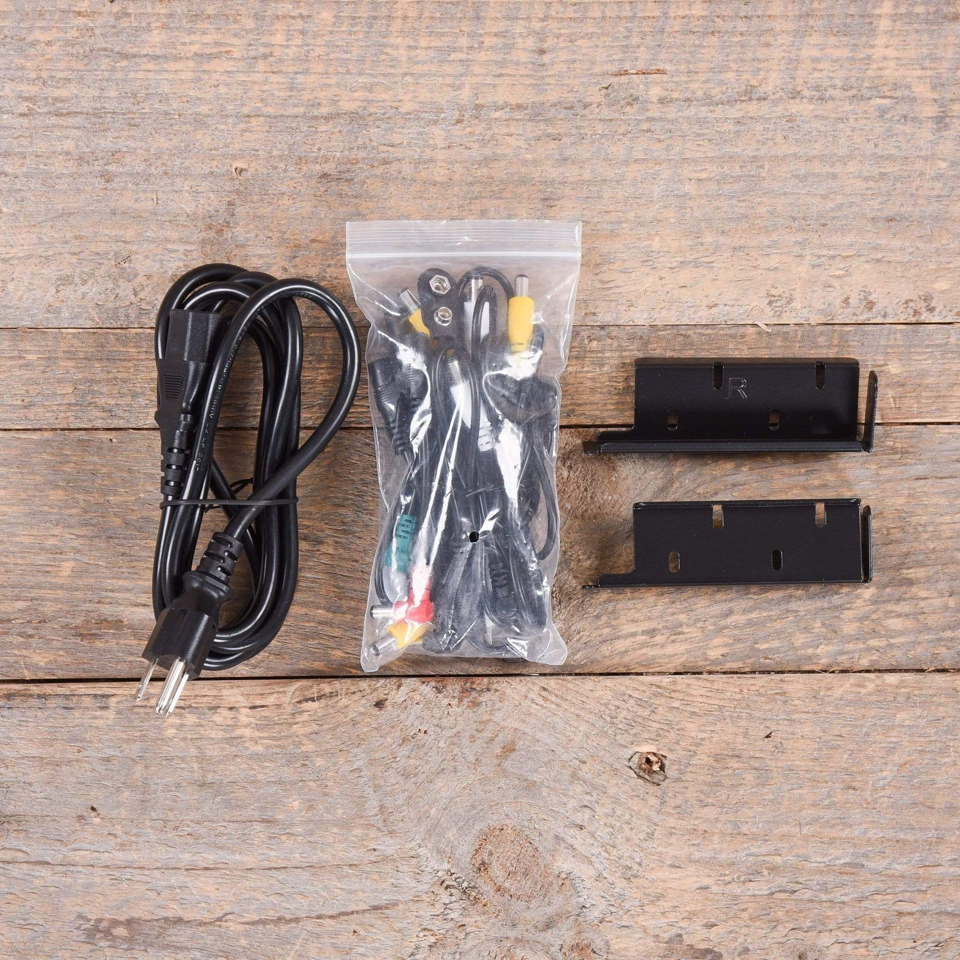 Truetone 1 Spot Pro CS7 Power Supply Effects and Pedals / Pedalboards and Power Supplies