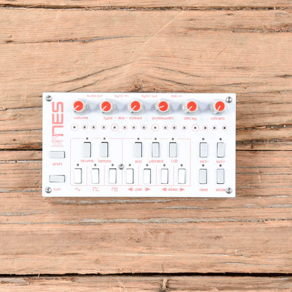 Twisted Electrons HapiNES L Synthesizer Keyboards and Synths / Synths / Digital Synths