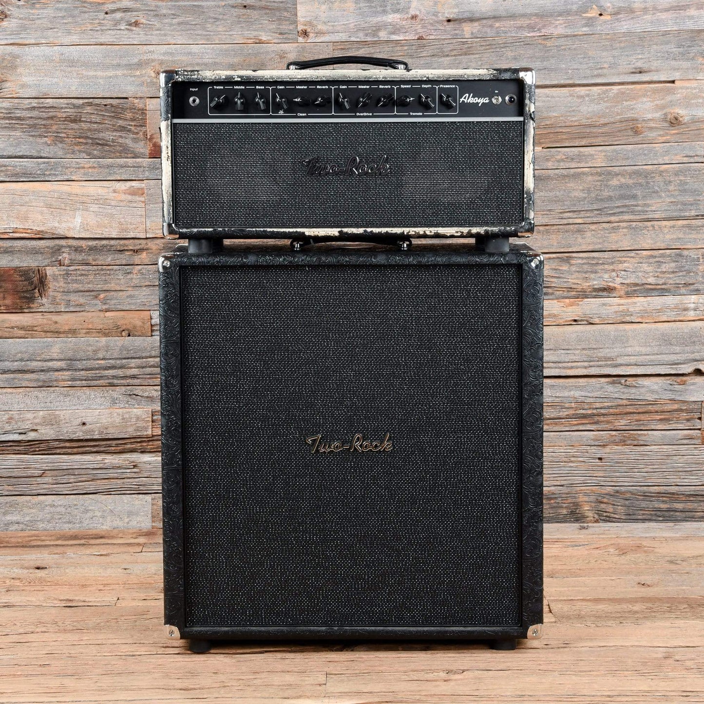 Two Rock Akoya Head w/4x10 Cabinet Amps / Guitar Cabinets