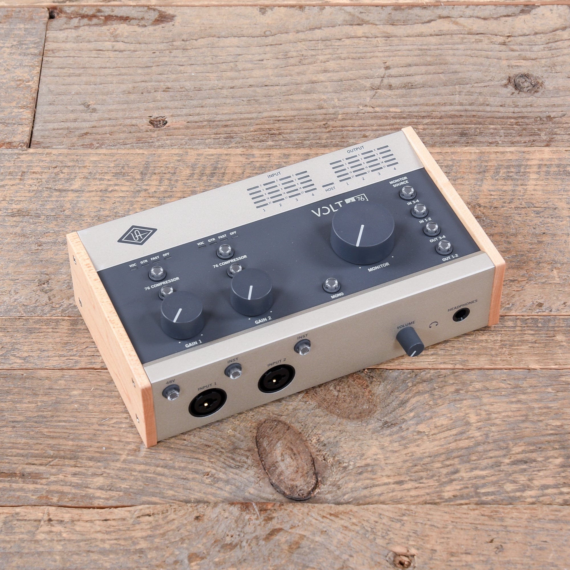 Universal 4 Point Interface Universal Audio Volt 476 4-in/4-out USB 2.0 Audio Interface – Chicago ...