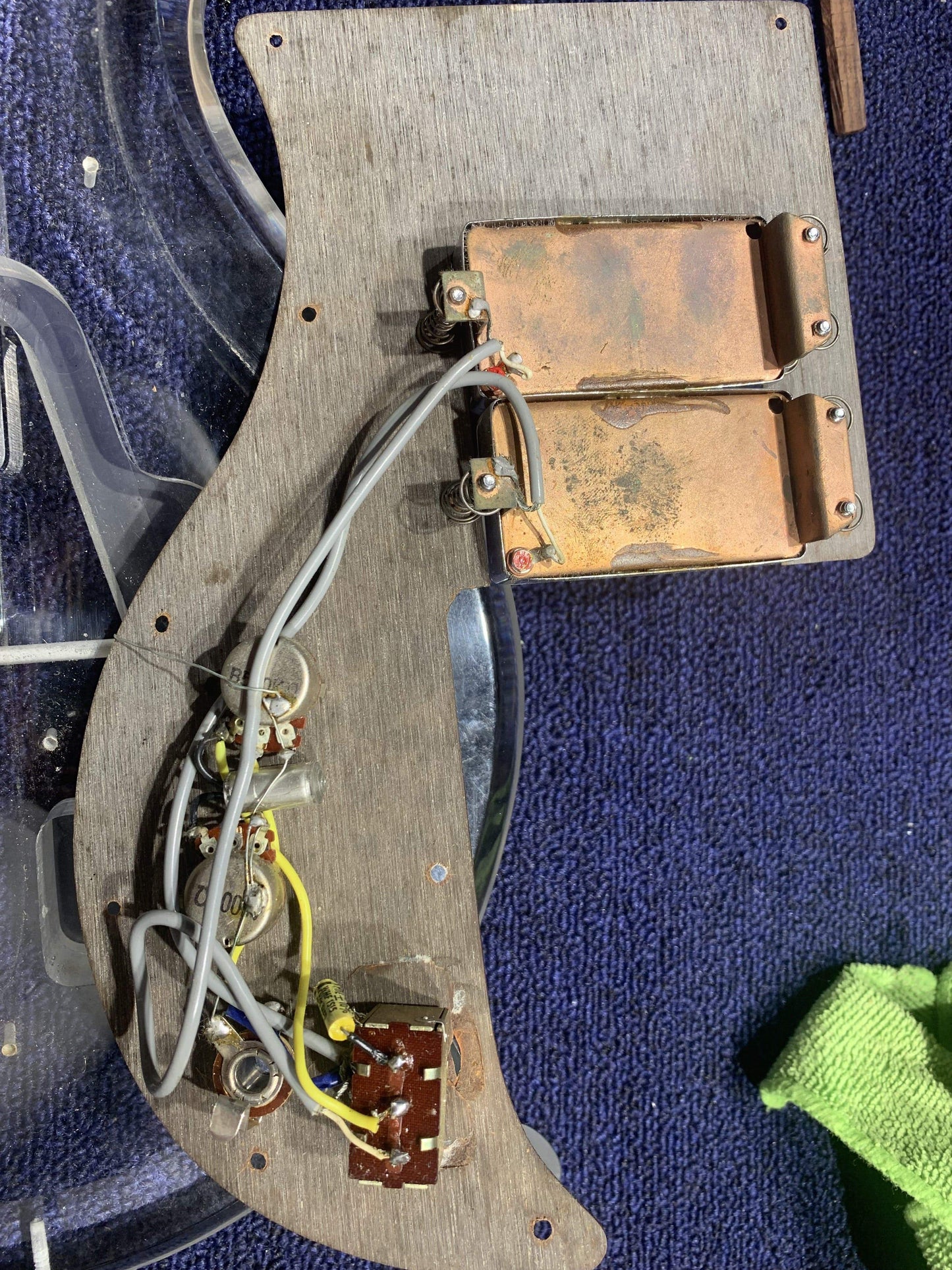 Univox Lucite Guitar Acrylic 1970s Electric Guitars / Solid Body