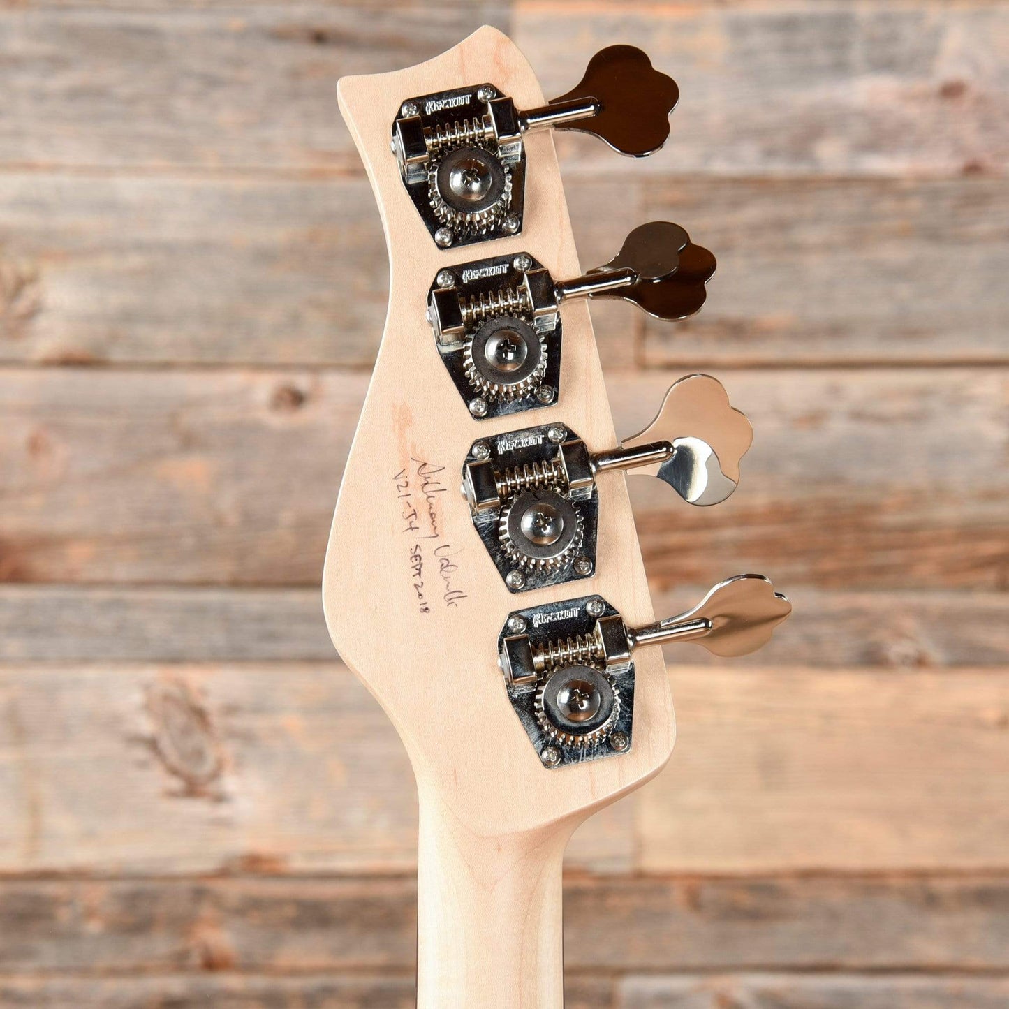 Valenti V21-J4 Sunburst 2018 Bass Guitars / 4-String