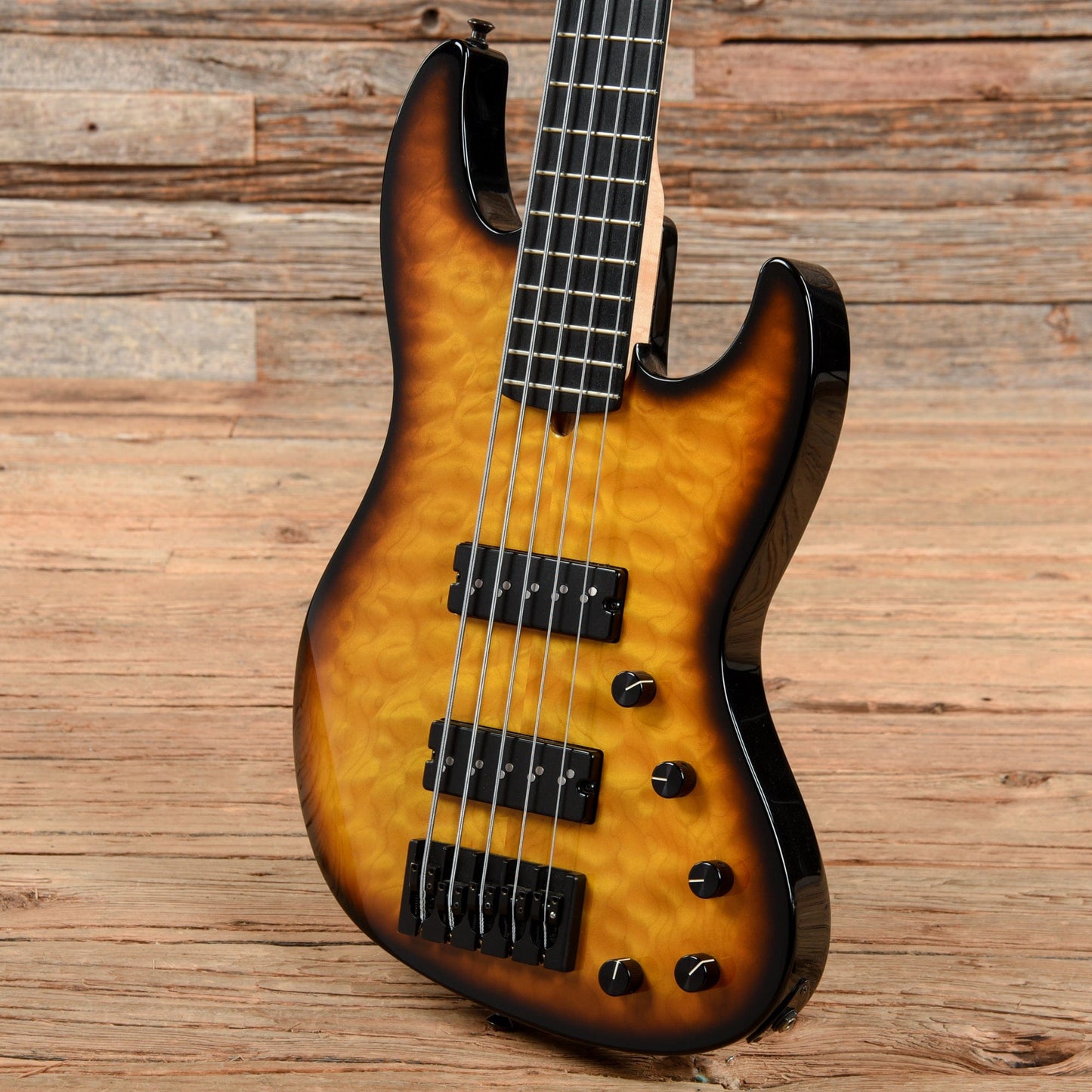 Valenti V21 Sunburst 2017 Bass Guitars / 5-String or More