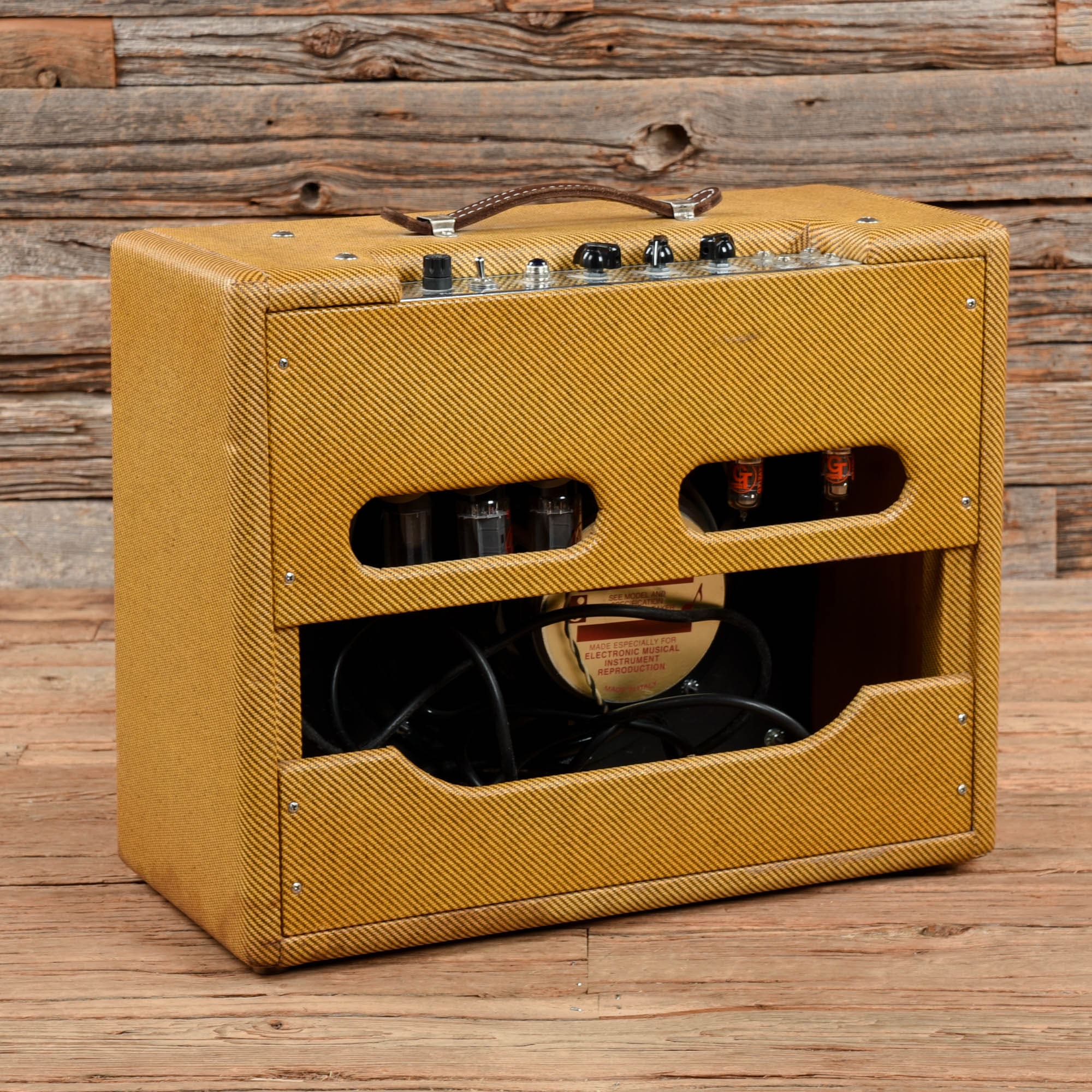 Victoria 20112 Combo Amps / Guitar Cabinets