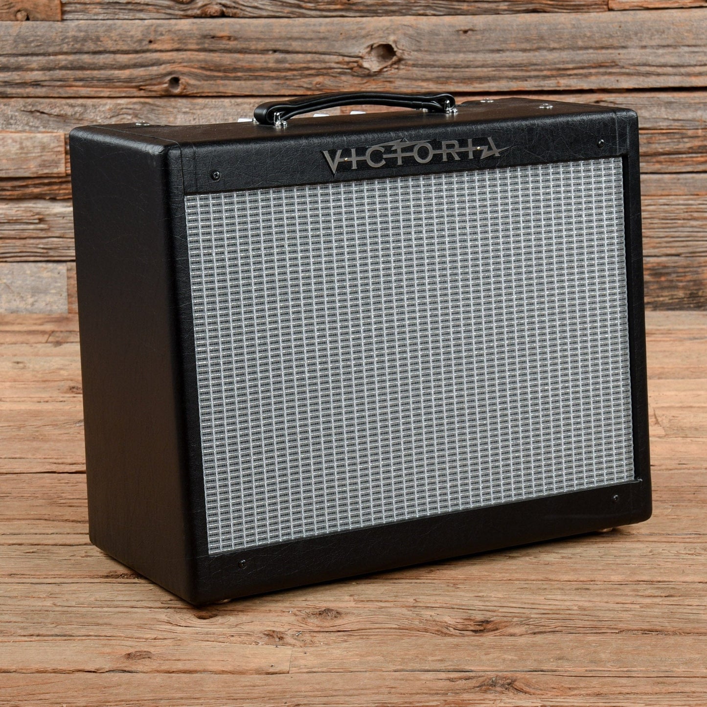 Victoria Club Deluxe Combo Amps / Guitar Cabinets