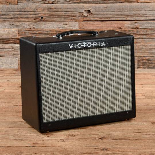 Victoria Club Deluxe Amps / Guitar Cabinets