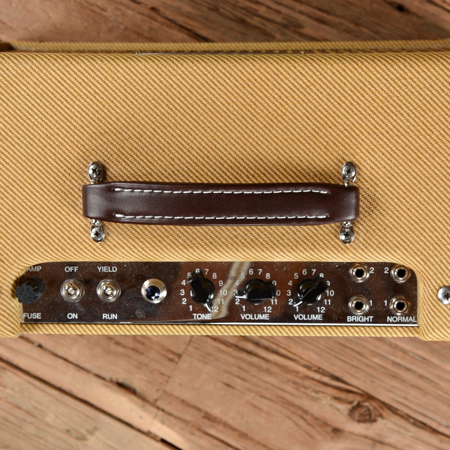 Victoria 20112 Combo Amps / Guitar Combos