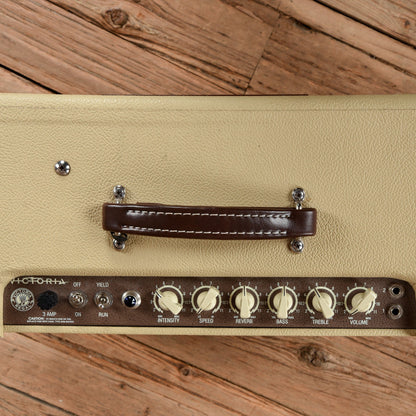 Victoria Regal II 1x15" Combo Amps / Guitar Combos