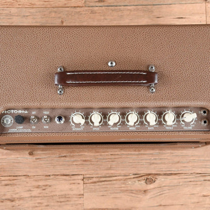 Victoria Victorilux Brown Tolex 1x15 Combo Amps / Guitar Combos