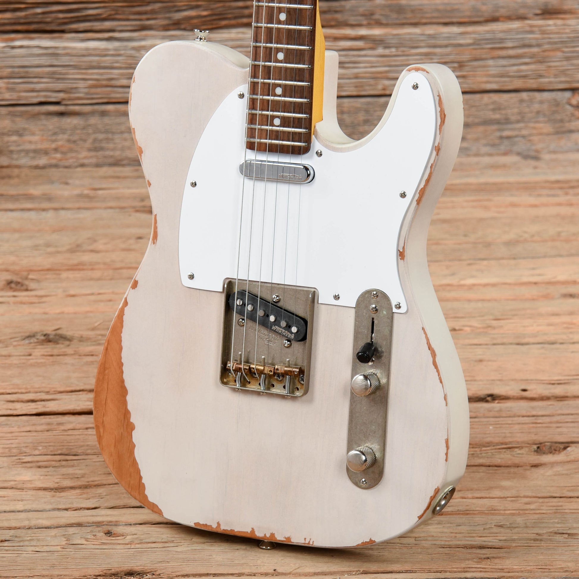 Vintage V62MR Icon Series Distressed Vintage White Electric Guitars / Solid Body