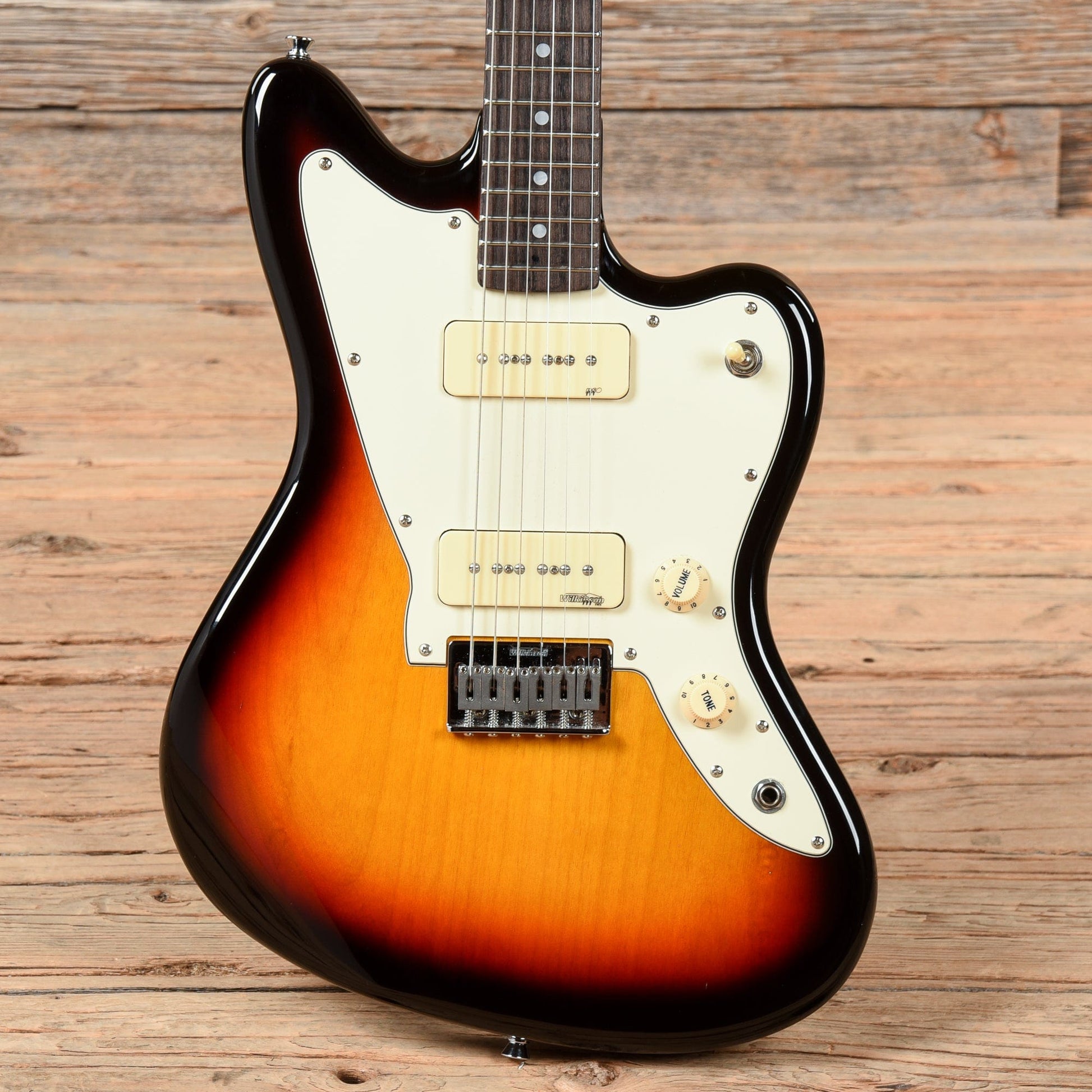 Vintage V65H Reissued Series Hardtail Sunburst Electric Guitars / Solid Body