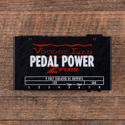 Voodoo Lab Pedal Power 2 PLUS Isolated Power Supply Effects and Pedals / Pedalboards and Power Supplies