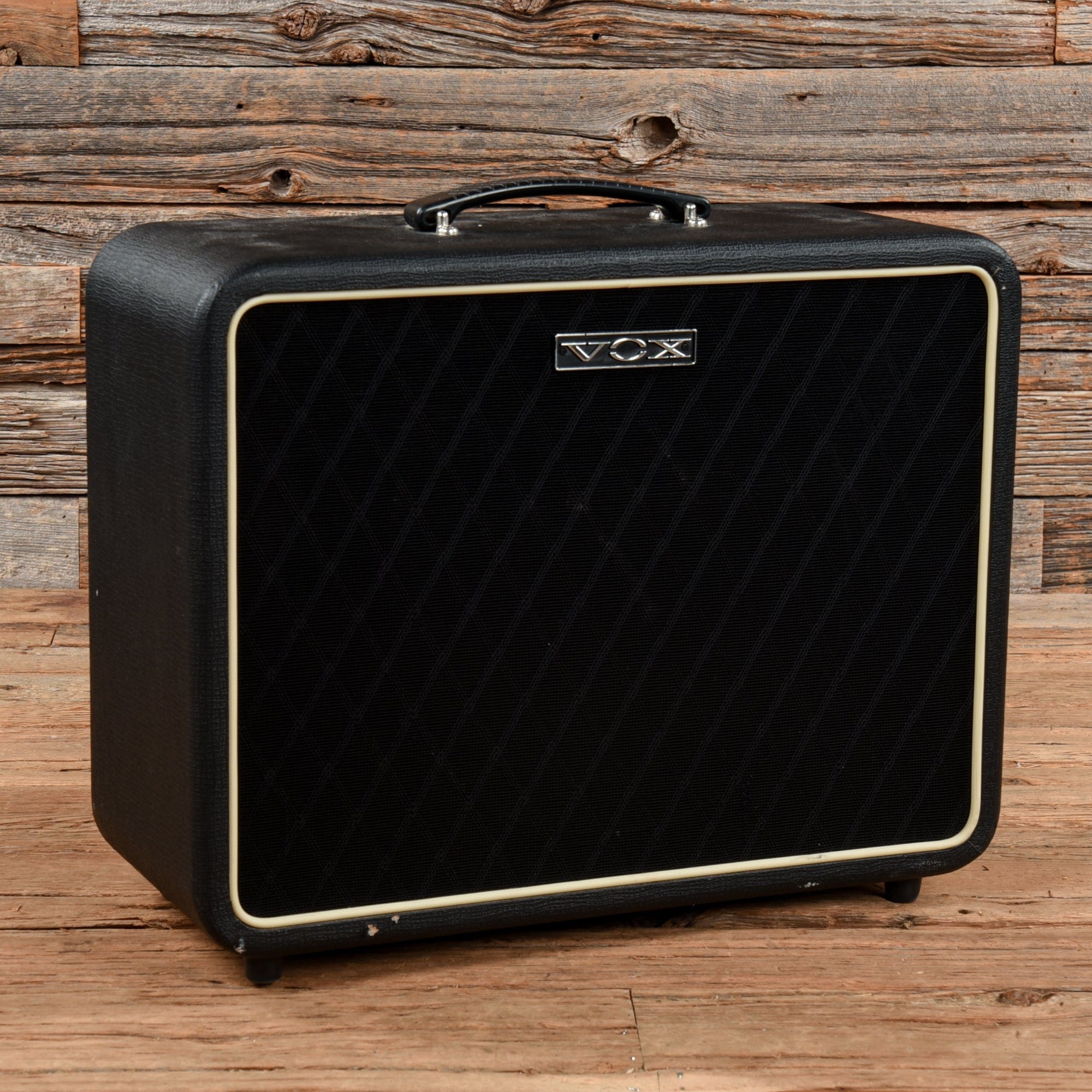 Vox V112NT Amps / Guitar Cabinets