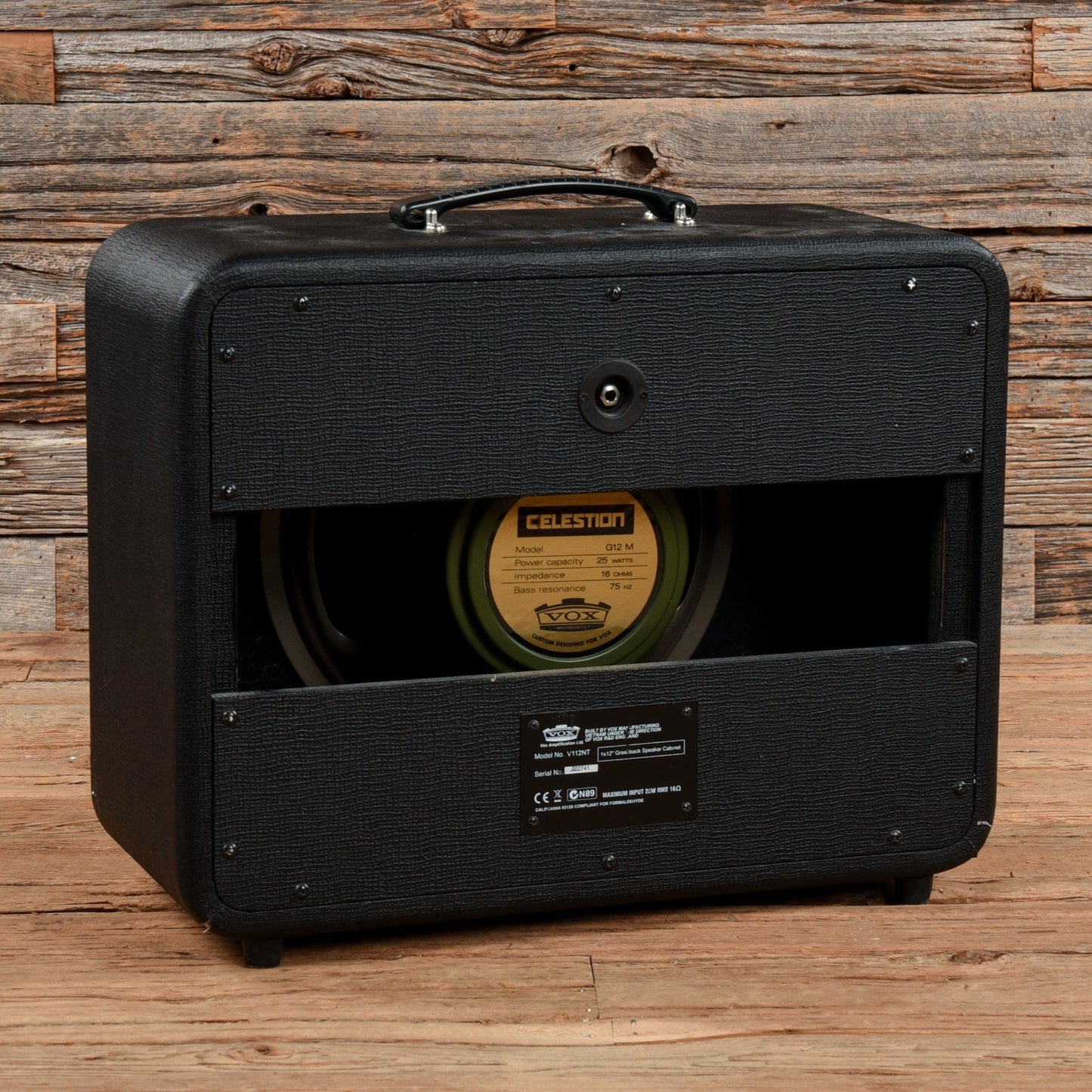 Vox V112NT Amps / Guitar Cabinets