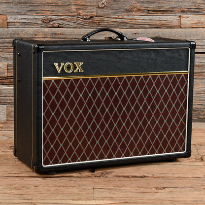 Vox AC15C1 Custom 2-Channel 15-Watt 1x12" Guitar Combo Amps / Guitar Combos