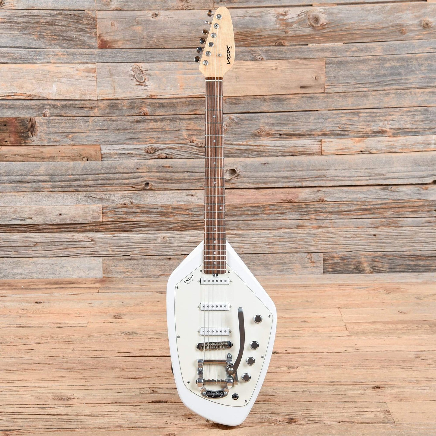 Vox Phantom Mark VI White 1999 Electric Guitars / Solid Body