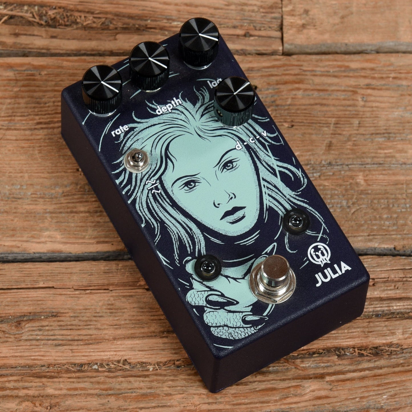 Walrus Julia Chorus/Vibrato V2 Effects and Pedals / Chorus and Vibrato