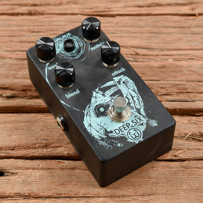 Walrus Deep Six Compressor Effects and Pedals / Compression and Sustain