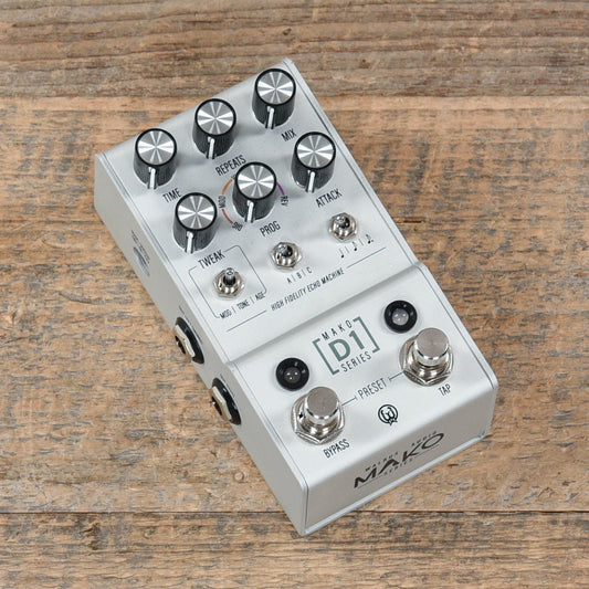 Walrus Audio MAKO Series D1 High-Fidelity Delay Effects and Pedals / Delay